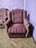 Перетяжка классического комплекта - прямой диван и 2 кресла фото 4